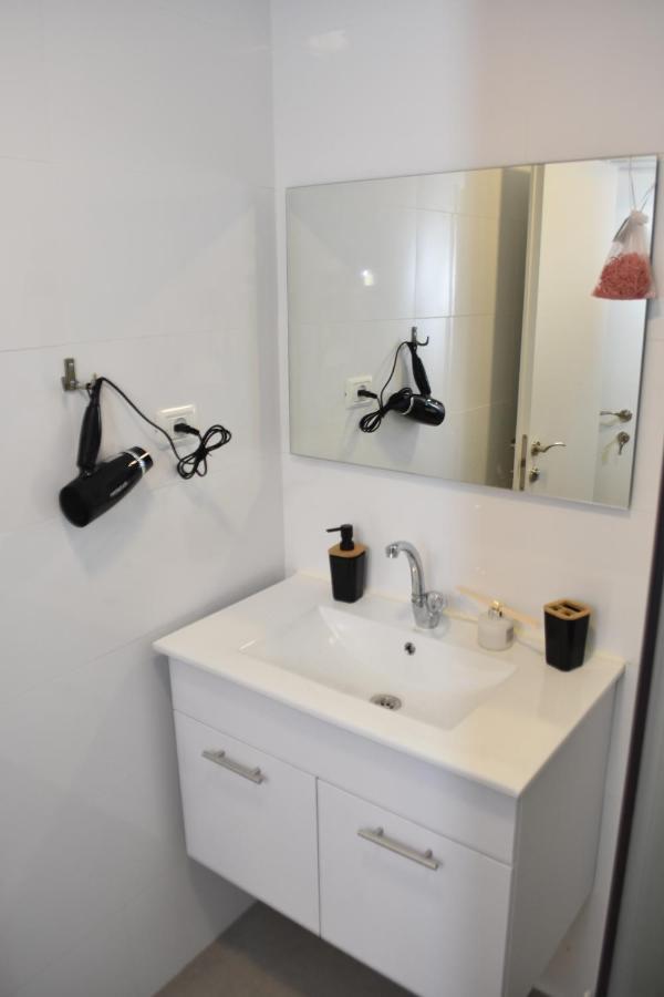 Luxury 2-Room Suite In The Center Of Downtown Haifa Exteriör bild