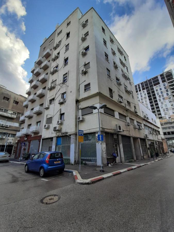 Luxury 2-Room Suite In The Center Of Downtown Haifa Exteriör bild